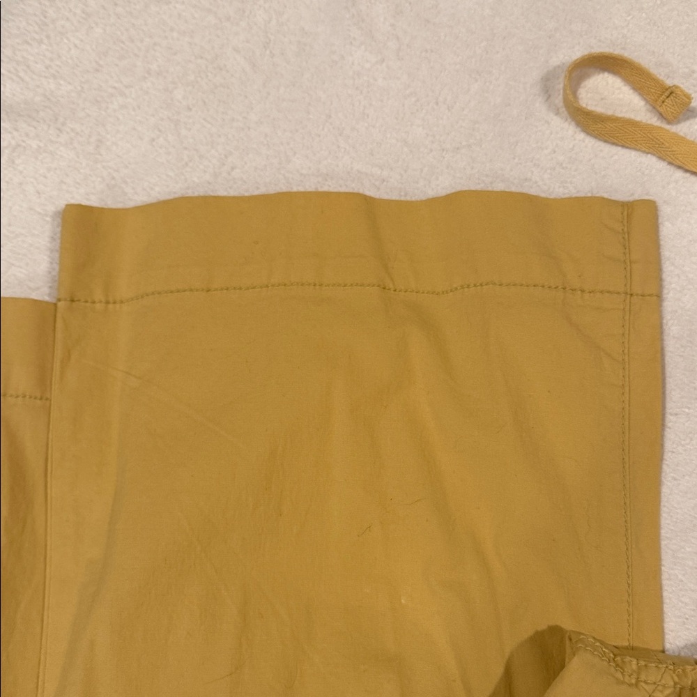 Old Navy Tan Cargo Pants - Picture 4 of 6
